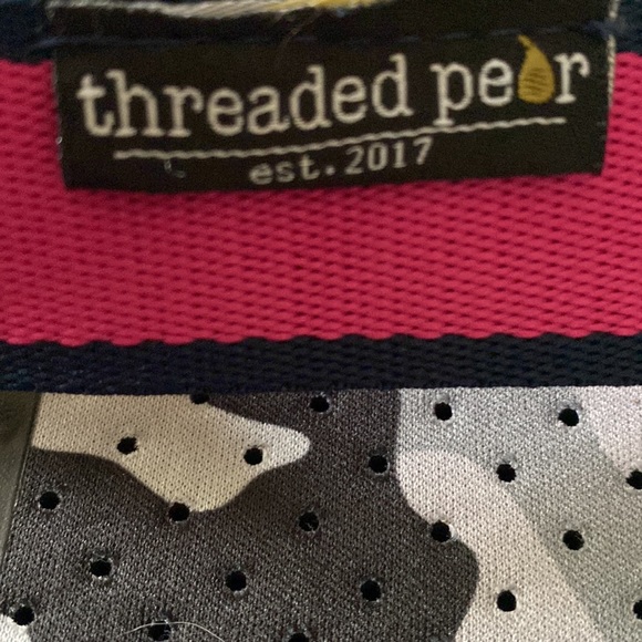 Threaded Pear Purse, adj strap. Outer zip pocket. 10” wide by 6.5” tall Camo - Picture 4 of 4